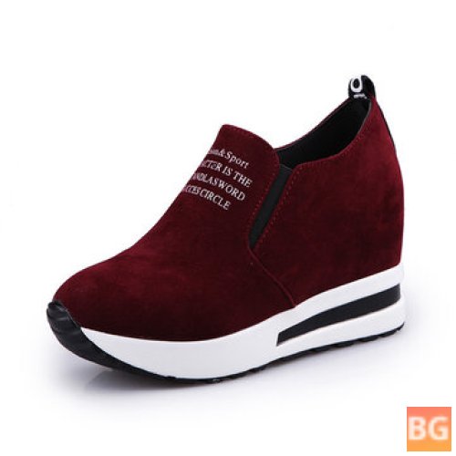 Women's Casual Shoes with a Thick Bottom and Hidden Heel