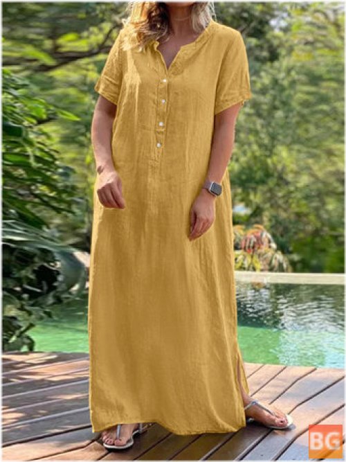 Casual Dress With A High Neckline And Short Sleeves