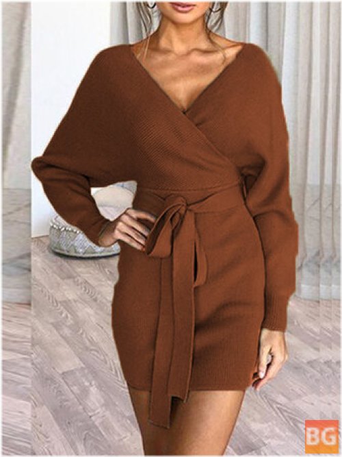 Women's Solid Color V-Neck Long Sleeves Backless Mini Dress