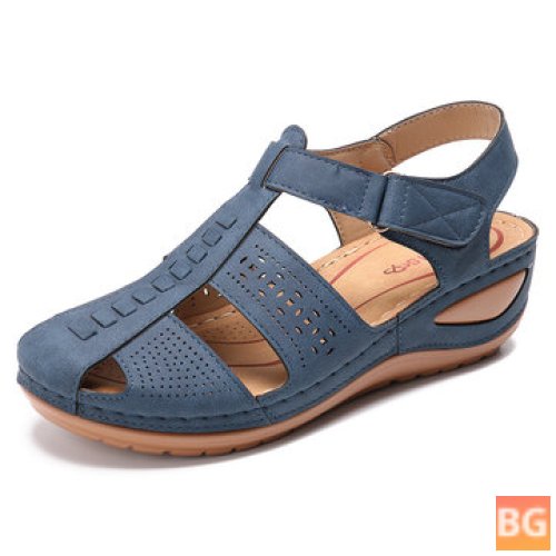 Light Wedge Sandals with Hollow Out Hook