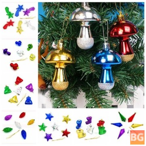 Christmas Tree Hanging Decoration - Boots with Stars and Cones