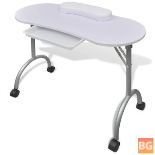 Manicure table with wheels and stand